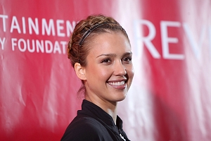 Джессика Альба