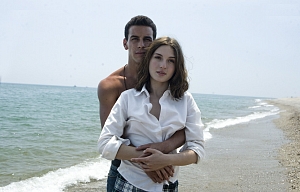 Марио Касас