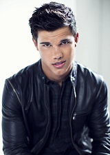 Тэйлор Лотнер