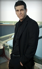 Марио Касас