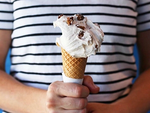 Эксперты выяснили, что мороженое способно положительно влиять на мозг