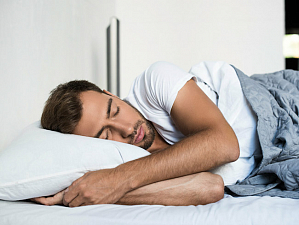 Эксперты рассказали, сколько сна нужно взрослому человеку